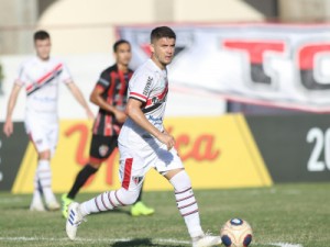 Ferroviário só empata com Caucaia e praticamente perde chance de ter vantagem na semifinal