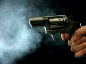 Dupla matar três pessoas a tiros de revólver e pistola em Alto Santo