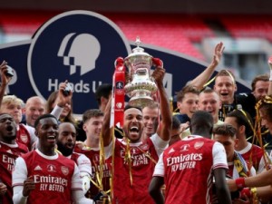 Aubameyang é decisivo, Arsenal vence o Chelsea e fatura a Copa da Inglaterra