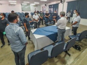 Reunião de autoridades e cooperativas define volta do transporte coletivo no Cariri