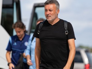 Telefonemas, relatório e sangue nos olhos: Domènec disseca o Flamengo antes de apresentação