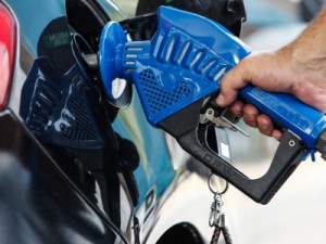 Gasolina com novo padrão passa a valer nesta segunda; veja perguntas e respostas