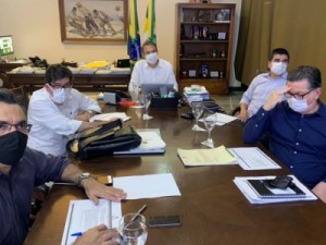 Governo do Ceará renova decreto e municípios do interior avançam de fase