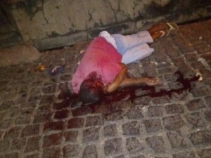 PI – Após esfaquear esposa por auxílio emergencial, ex-presidiário é morto a pedradas