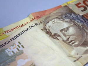 Crise do coronavírus acentua queda da capacidade de investimentos do País