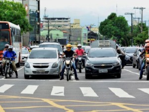 Câmara aprova emendas do Senado, e mudanças no Código de Trânsito seguem para sanção