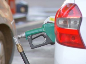 Petrobras eleva preços da gasolina em 4% e diesel em 5% a partir de sábado