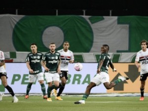 Fim do tabu! São Paulo vence o Palmeiras na casa do rival e segue na cola do líder