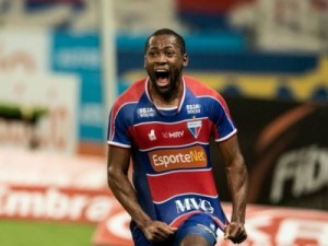 Tinga é eleito melhor do Cearense 2020 e "craque da galera"