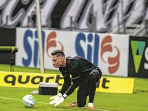 Ceará visita Botafogo para defender invencibilidade na Série A