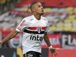São Paulo vence o Flamengo no Maracanã no jogo de ida das quartas da Copa do Brasil
