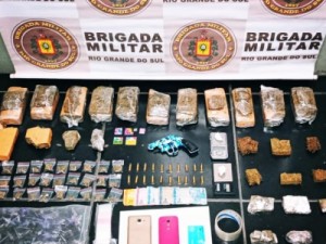 Brigada prende indivíduos com drogas, armas e munição no RS