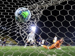 Bragantino faz grande partida e aplica goleada no Bahia