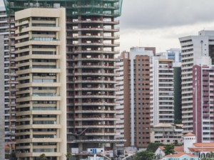 Limite de ocupação em hotéis sobe para 80%, e festas ficam proibidas, define decreto estadual