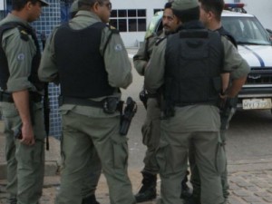 Presos tentam fugir do IPPOO II, em Fortaleza, mas são impedidos por policiais penais