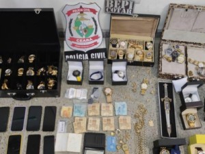 Foragido da Bahia envolvido em cerca de 200 homicídios é preso em casa de luxo em Iguatu