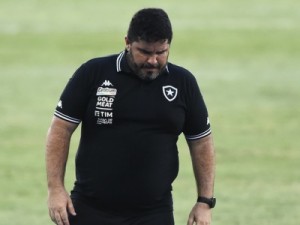 Barroca critica planejamento após Botafogo perder