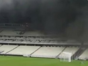 Incêndio atinge área interna da Arena Castelão, em Fortaleza