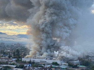 Incêndio toma hospital no Chile e pacientes são transferidos