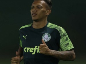 Gabriel Veron é cortado pelo Palmeiras do Mundial de Clubes; Esteves entra na lista