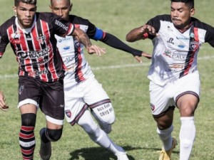 Ferroviário recebe o Caucaia para encaminhar vaga na final da Fares Lopes