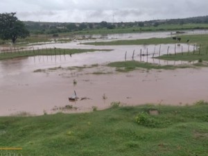 Em Barbalha Rio Salamanca bota cheia com chuva acima de 100 mm