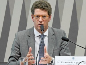 Ministro do Meio Ambiente, Ricardo Salles é diagnosticado com Covid-19