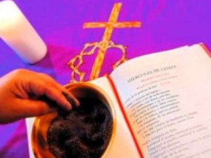 Quarta-feira de Cinzas: Paróquias de Barbalha fizeram cinco celebraram