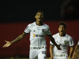 Atlético-MG vence Sport e carimba vaga direta na Libertadores