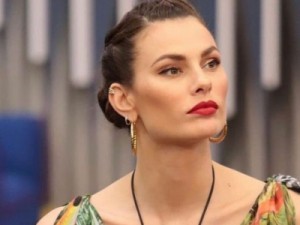 Dayane Mello ganha apoio de famosos na final do Grande Fratello VIP, o BBB da Itália