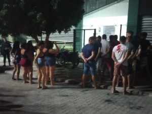 Festa clandestina é encerrada, e 21 pessoas são presas no Ceará