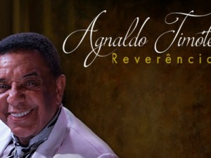 Cantor Agnaldo Timóteo segue internado em UTI de Covid-19 em estado grave no Rio