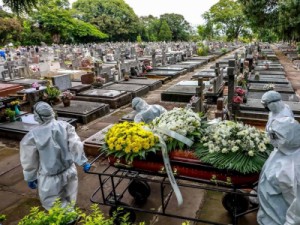 Com 3.368 mortes por Covid-19, Brasil registra novo recorde de média móvel de óbitos