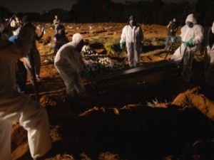 Estado de SP registra mais de mil mortes por Covid-19 em 24 horas pela terceira vez na semana