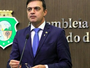 Deputado Fernando Santana solicita a comissão de saúde inclusão de categorias