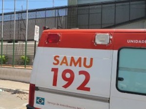 Tiro na cabeça, homem morto perto de casa, algoz estava de bicicleta