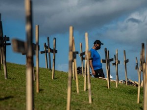 Covid-19: Brasil registra 1.931 mortes nas últimas 24 horas, e passa de 330 mil óbitos