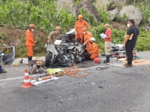 Menino ferido em acidente que matou avó, mãe e irmão em Itapajé segue internado