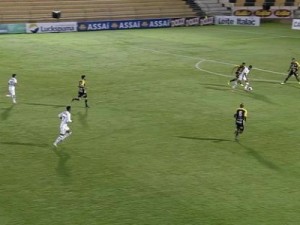 Mistão do Santos vai mal e perde para o Novorizontino, que engata sequência