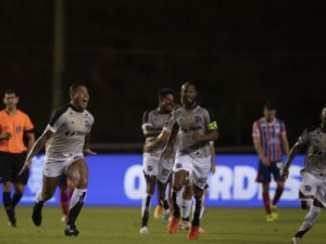 Jael marca nos acréscimos, e Ceará vence Bahia na primeira final do Nordestão