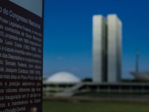 Procurador pede ao TCU investigação sobre orçamento paralelo, que liberou R$ 3 bilhões em emendas a parlamentares governistas