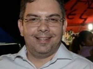 Deputado do Cariri assume por 120 dias vaga na Assembleia Legislativa