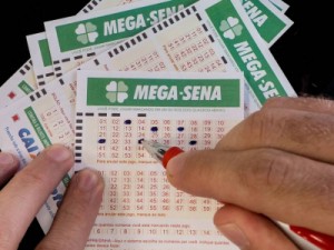 Mega-Sena acumula e pode pagar R$ 40 milhões no próximo sorteio