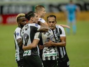 Ceará vence Bolívar por 2 a 0 e reassume liderança na Copa Sul-Americana
