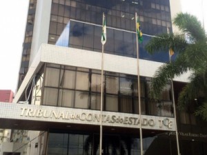 TCE abre apuração sobre gastos de R$ 100 mil com medicamentos sem eficácia comprovada contra Covid-19 em Natal