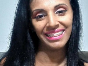 Mulher relata batalha para voltar a andar após tentativa de feminicídio