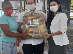 Governo de Barbalha começa entrega de mil cestas básicas do Mais Nutrição