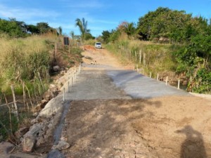 Araticum e Taquari têm passagem molhada recuperada pela gestão pública de Barbalha
