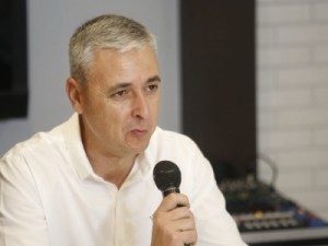 Em ação na Justiça, Tiago Nunes pede R$ 700 mil, e Athletico recusa proposta de acordo