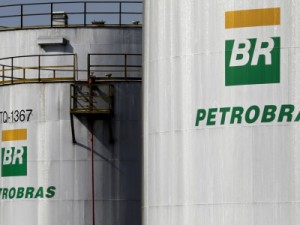 Petrobras sobe preço do combustível a partir desta terça (6)